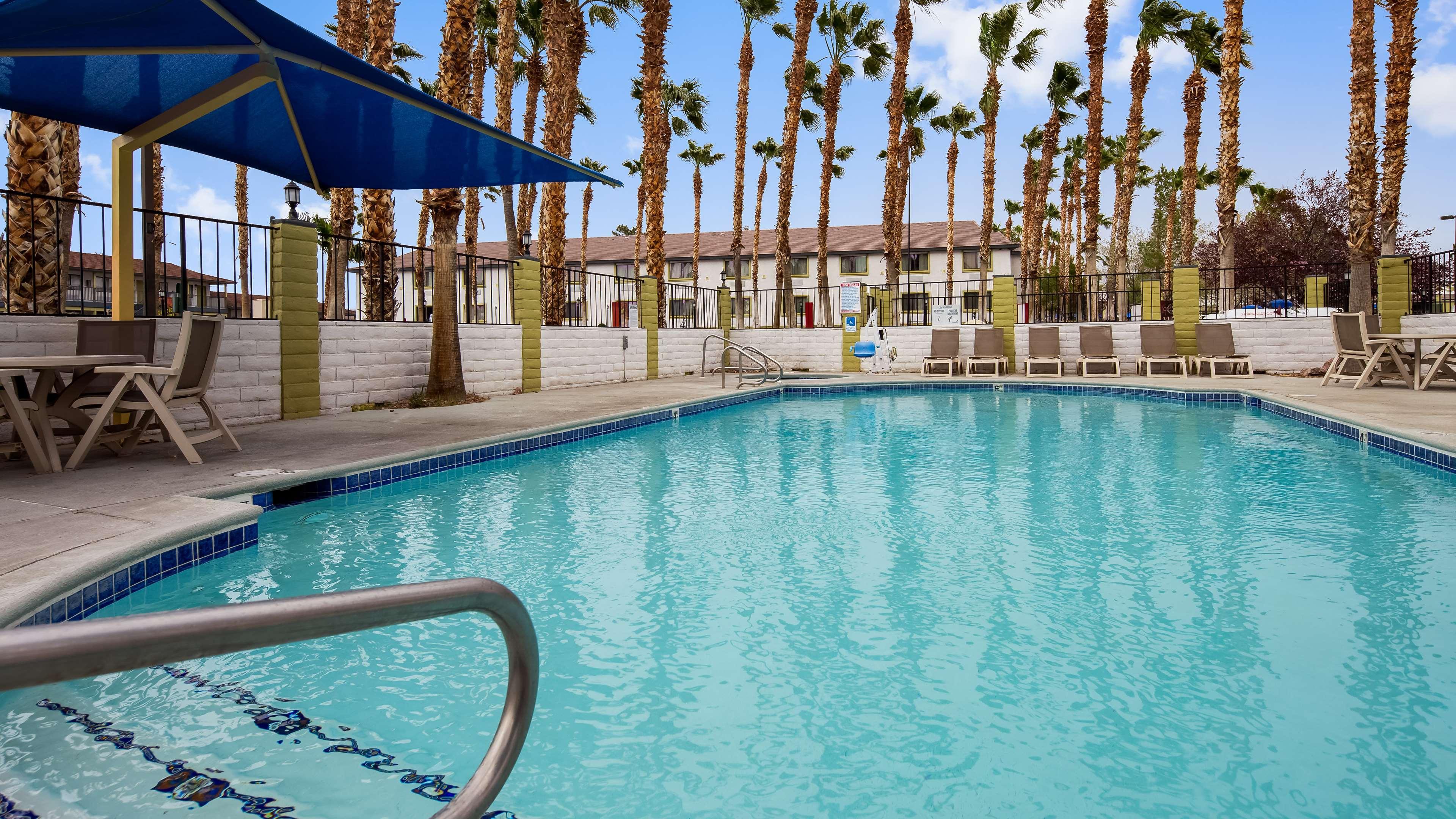 Best Western Pahrump Oasis Экстерьер фото