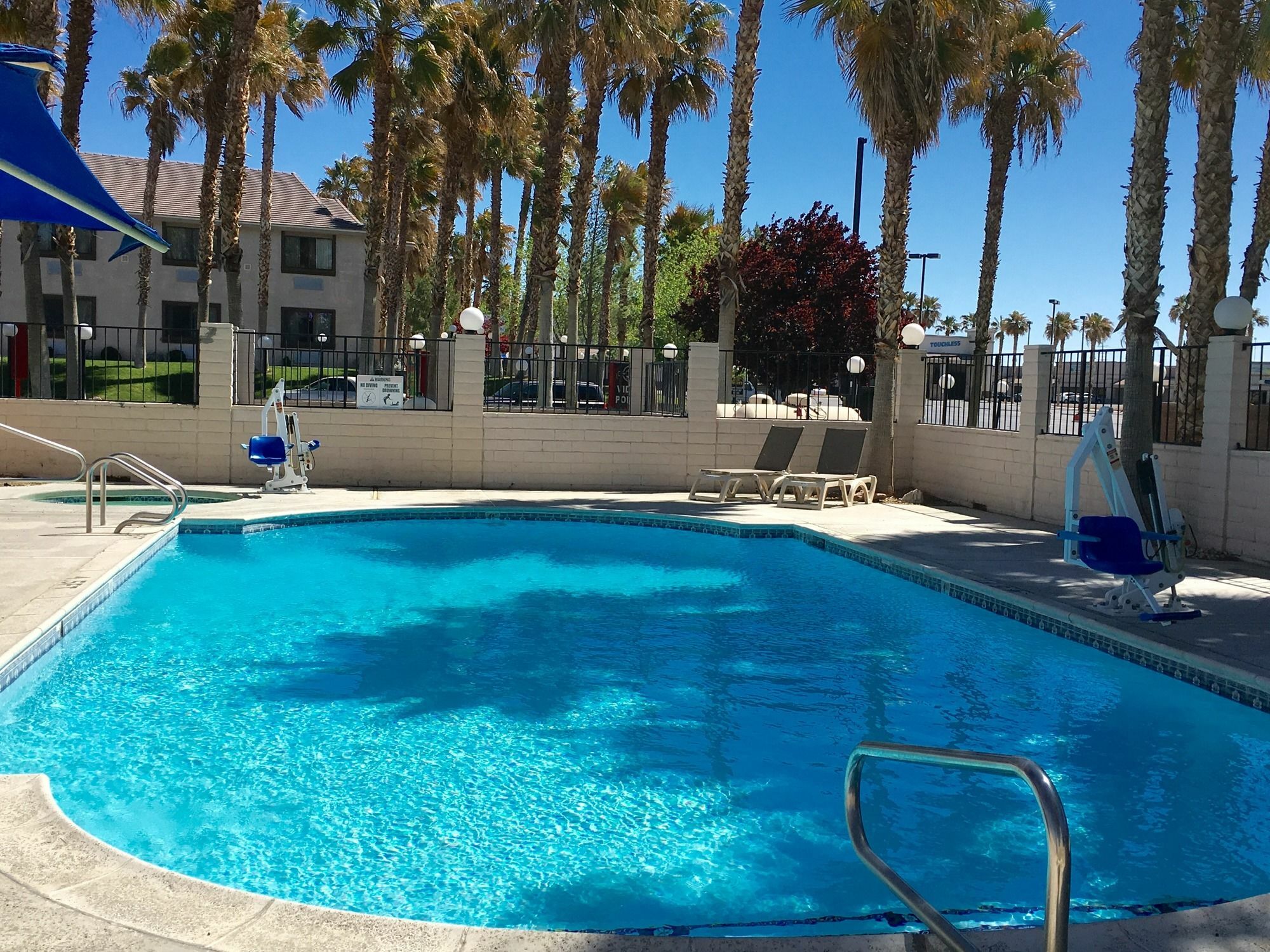 Best Western Pahrump Oasis Экстерьер фото